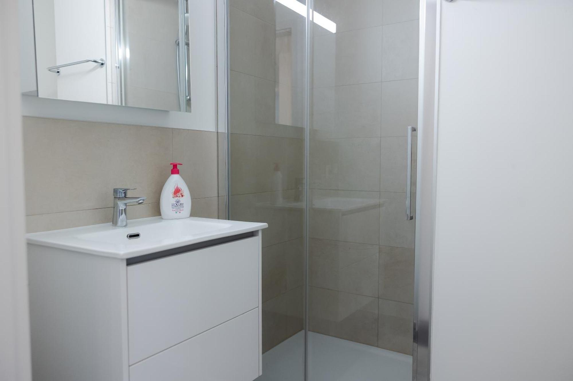 Five Stars Comfort Apartment Lugano Near The Lake Экстерьер фото